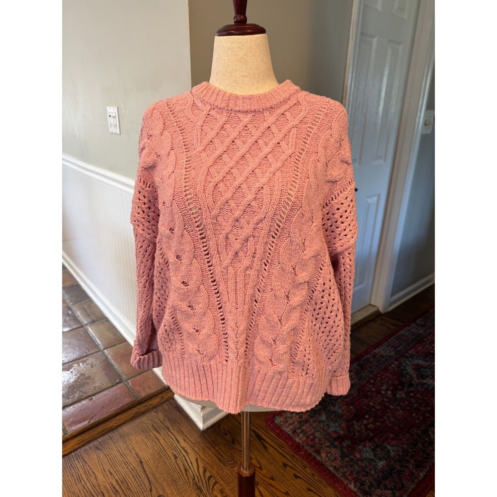 Abercrombie & Fitch Textural Stitch Cable Crewneck Sweater